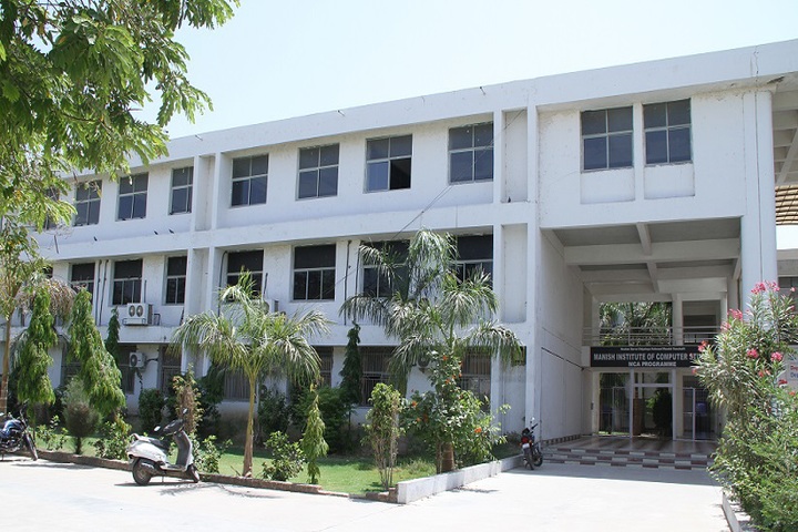 https://cache.careers360.mobi/media/colleges/social-media/media-gallery/1701/2019/7/4/Campus View of Nootan College of Physiotherapy Mehsana_Campus-View.jpg